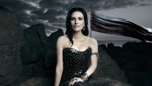 Promotional artwork for Laura Pausini - Io Canto World Tour